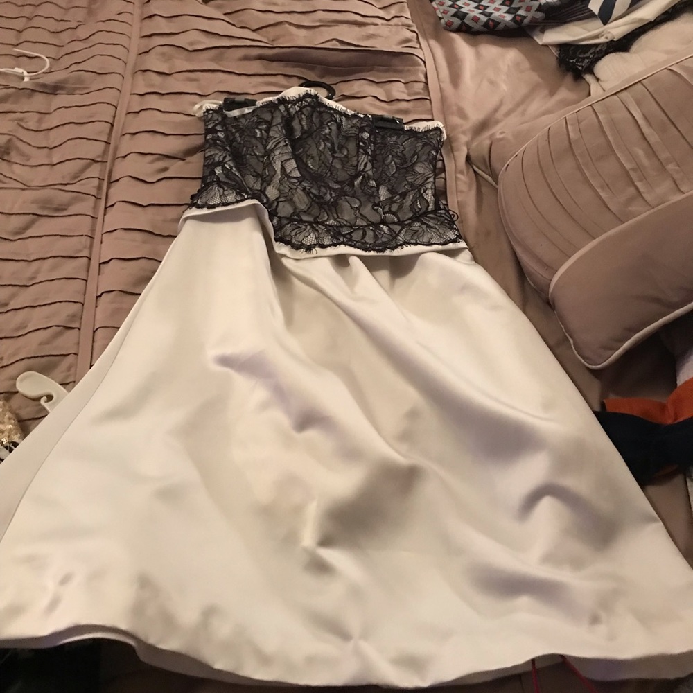 Dress only worn 1x